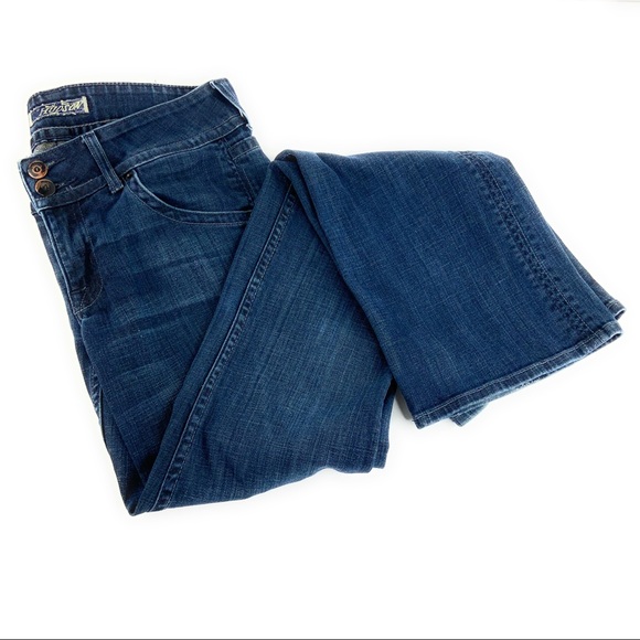 Hudson Jeans Signature Bootcut Flap Pocket Jeans - Picture 2 of 8